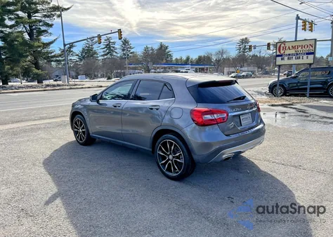 2016 Mercedes-Benz Gla 250 z USA, uszkodzony, nr VIN WDCTG4EB0GJ258897
